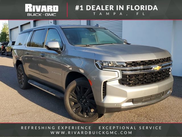 Used 2023 Chevrolet Suburban LS RWD image 1