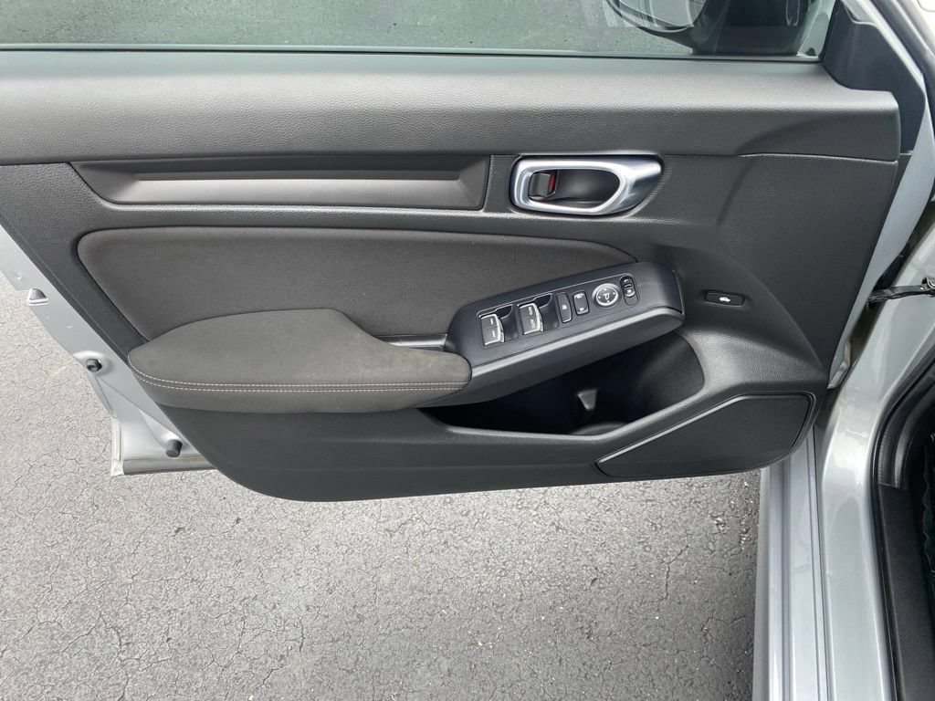 Used 2025 Honda Civic Sport image 18