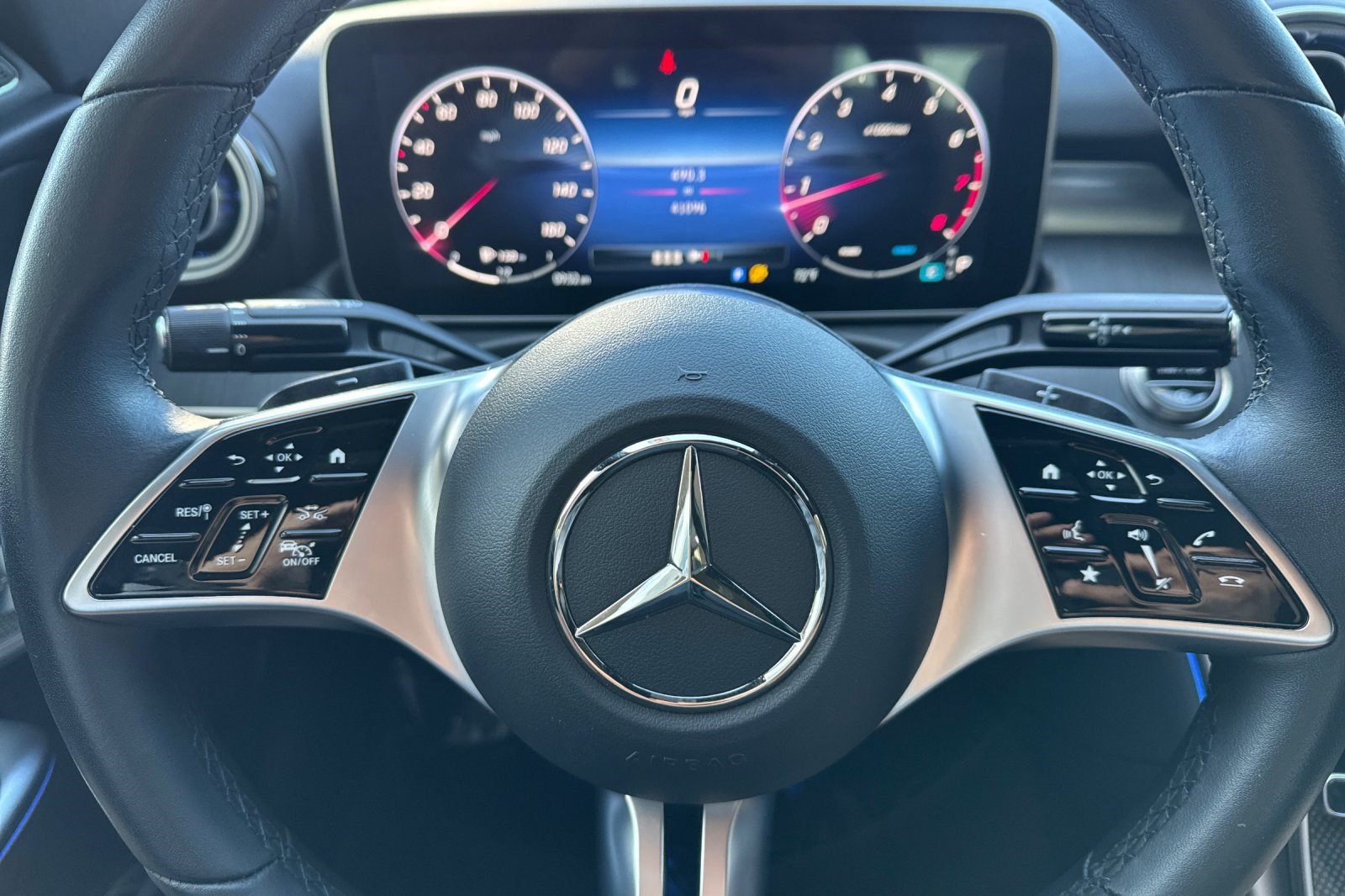 Used 2023 Mercedes-Benz C 300 Sedan image 11
