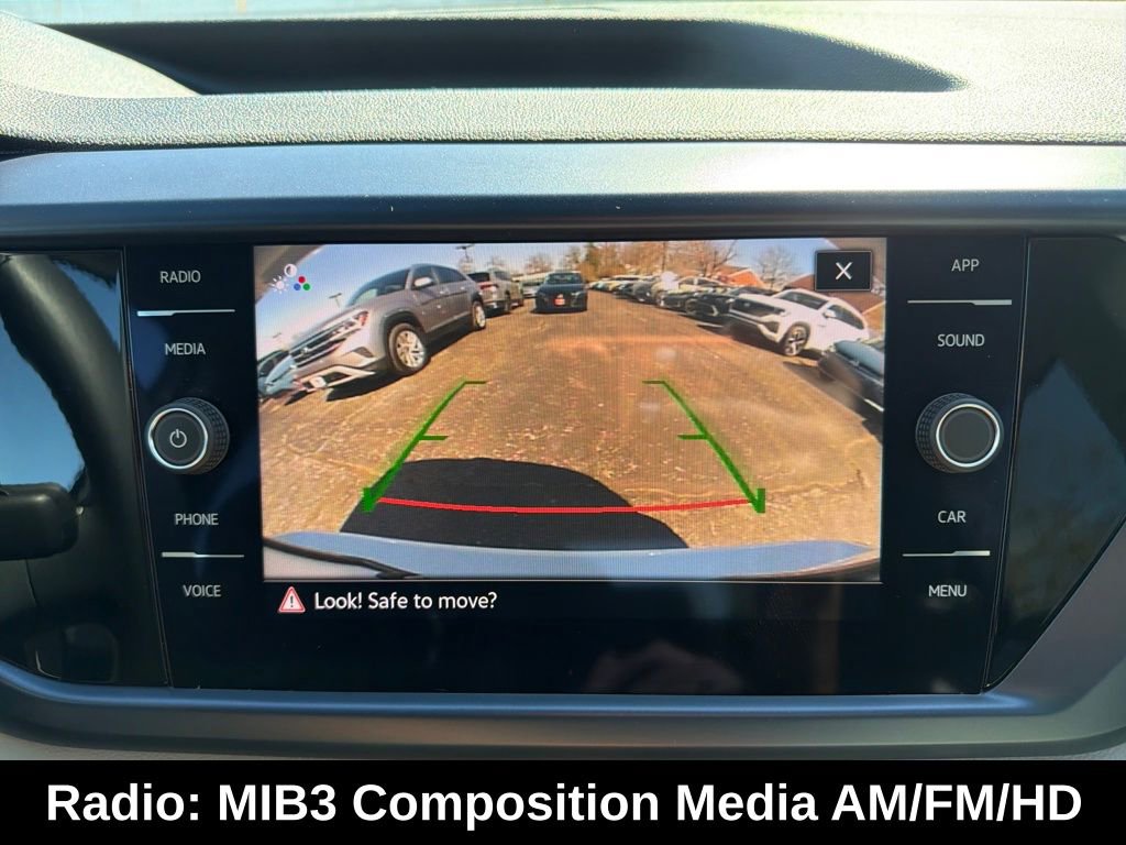 Used 2024 Volkswagen Taos SE image 9