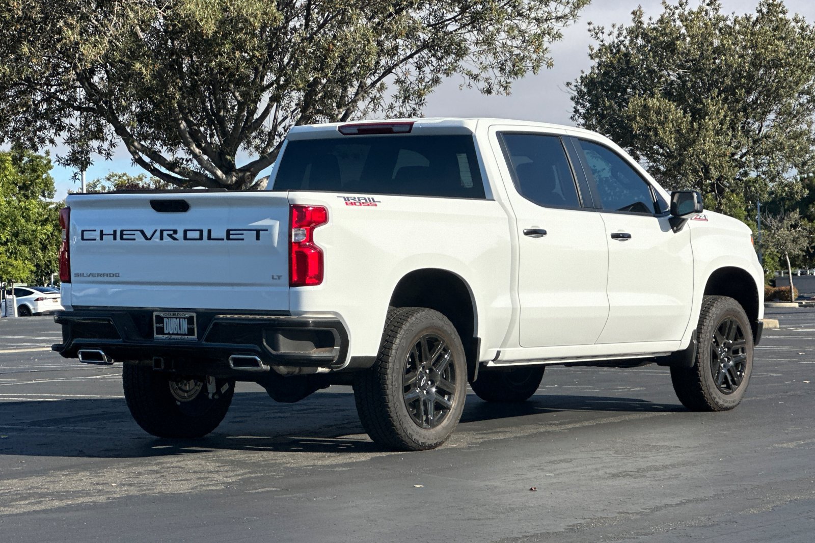 Used 2026 Chevrolet Silverado 1500 LT Trail Boss w/ Protection Package AWD/4WD image 4