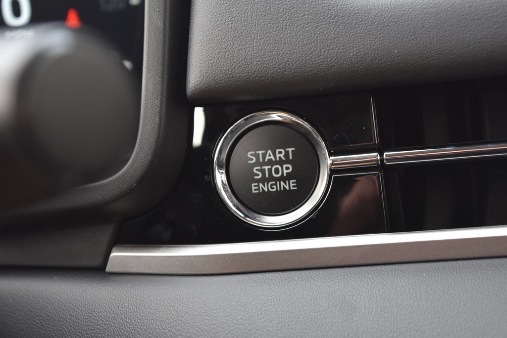 New 2026 Mitsubishi Outlander SEL AWD/4WD image 18