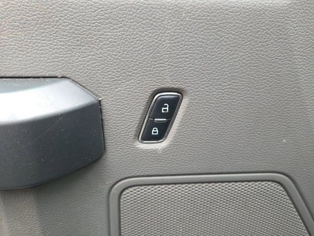 Used 2015 Ford F150 XLT w/ Equipment Group 301A Mid image 17