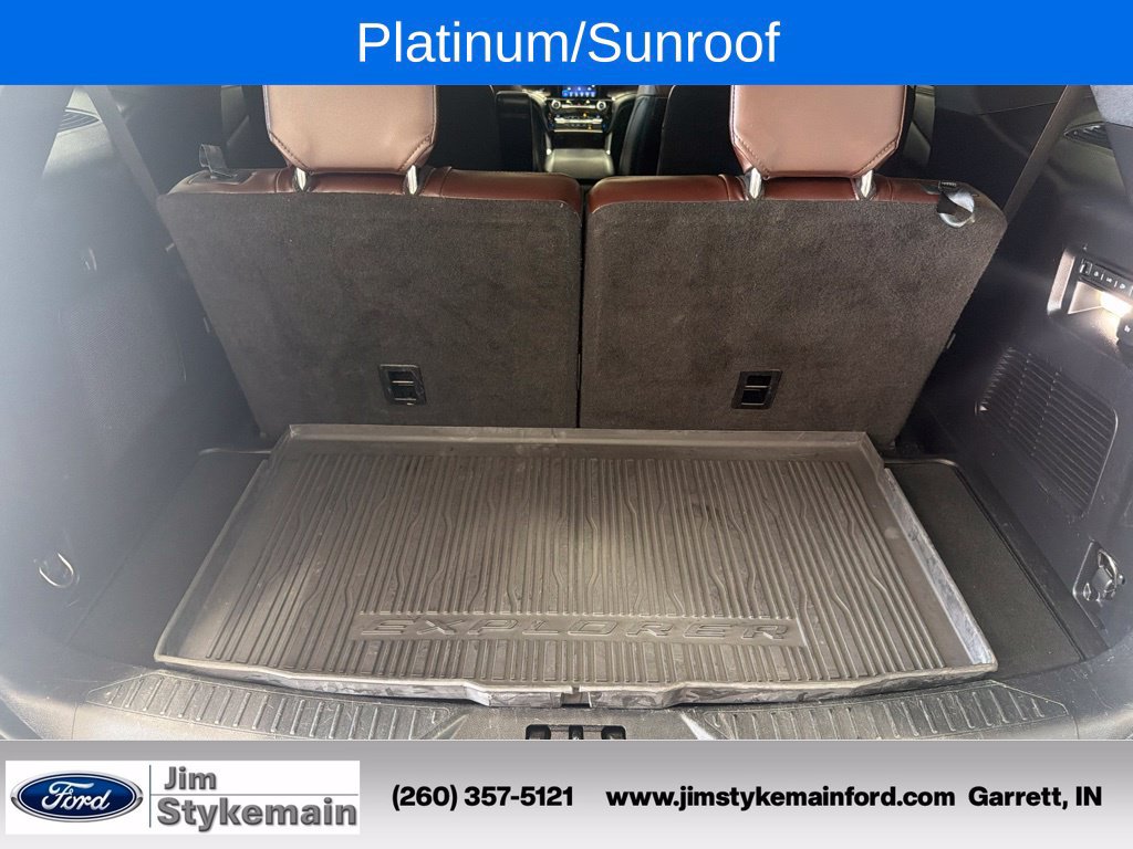 Used 2021 Ford Explorer Platinum w/ Equipment Group 601A AWD/4WD image 35