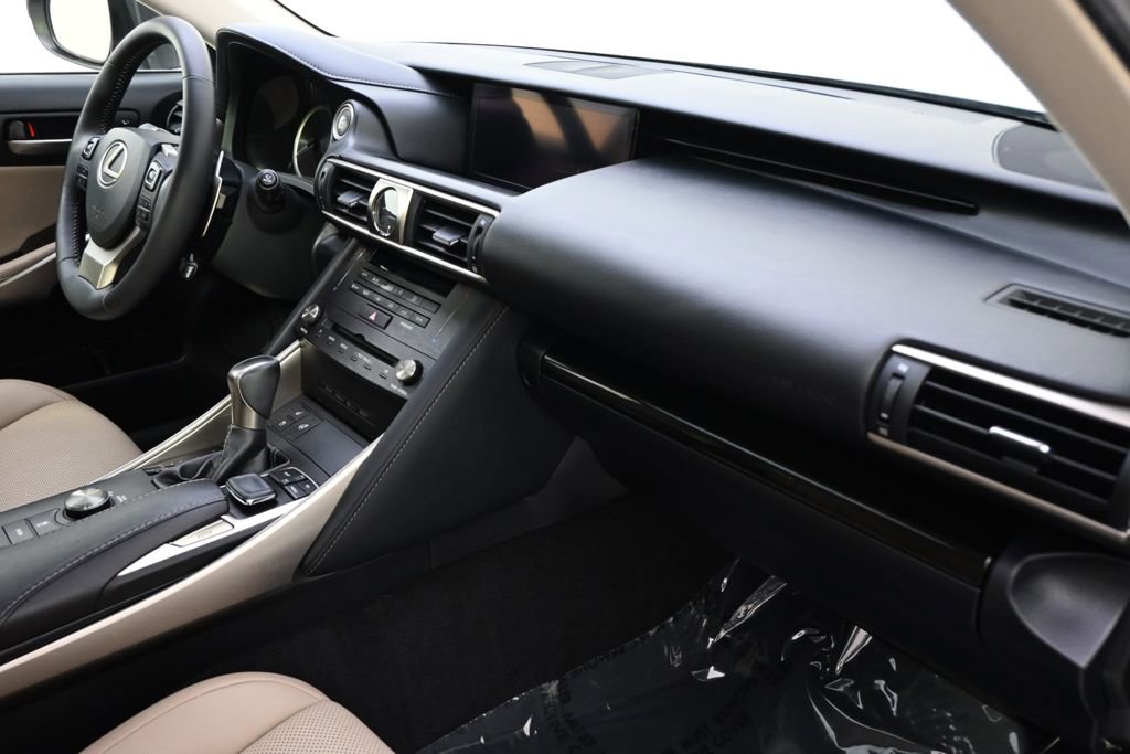 Used 2019 Lexus IS 300 AWD w/ Navigation Package image 15