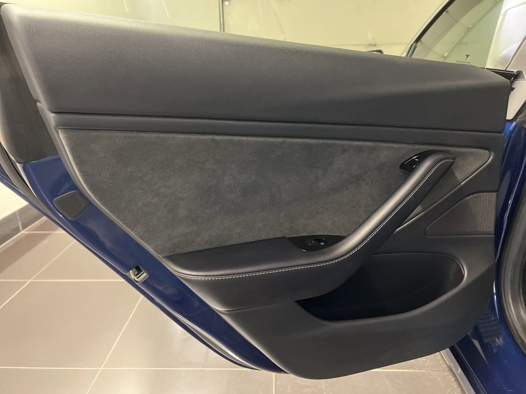 Used 2018 Tesla Model 3 Long Range image 25