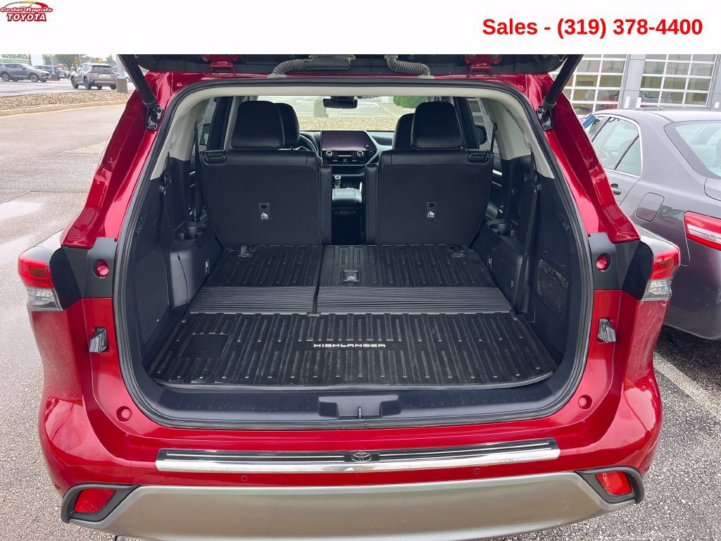 Used 2023 Toyota Highlander Platinum AWD/4WD image 5