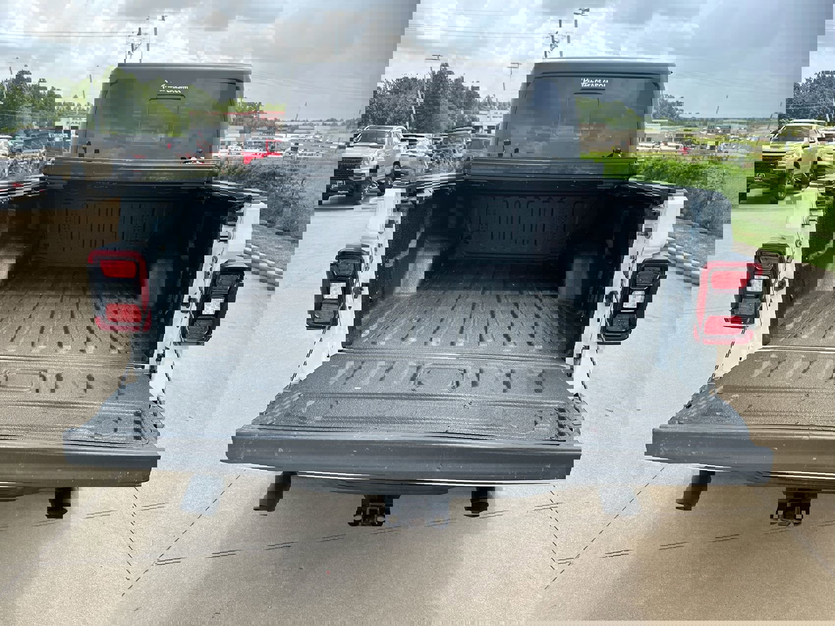 Used 2020 Jeep Gladiator Rubicon w/ LED Lighting Group image 24