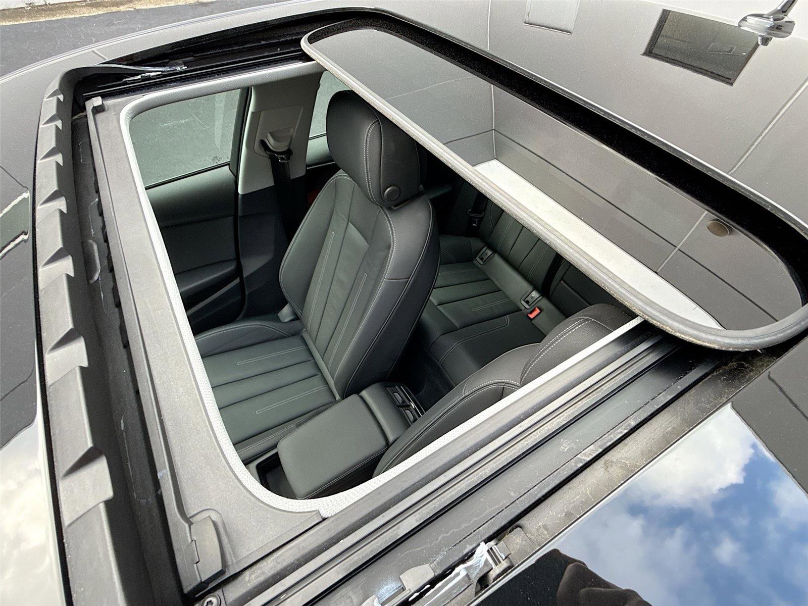 Certified 2023 Audi A4 2.0T Premium w/ Convenience Package AWD/4WD image 21