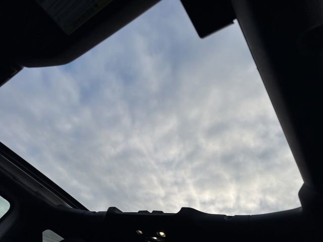 Used 2022 Jeep Wrangler Unlimited Sahara w/ LED Lighting Group image 6