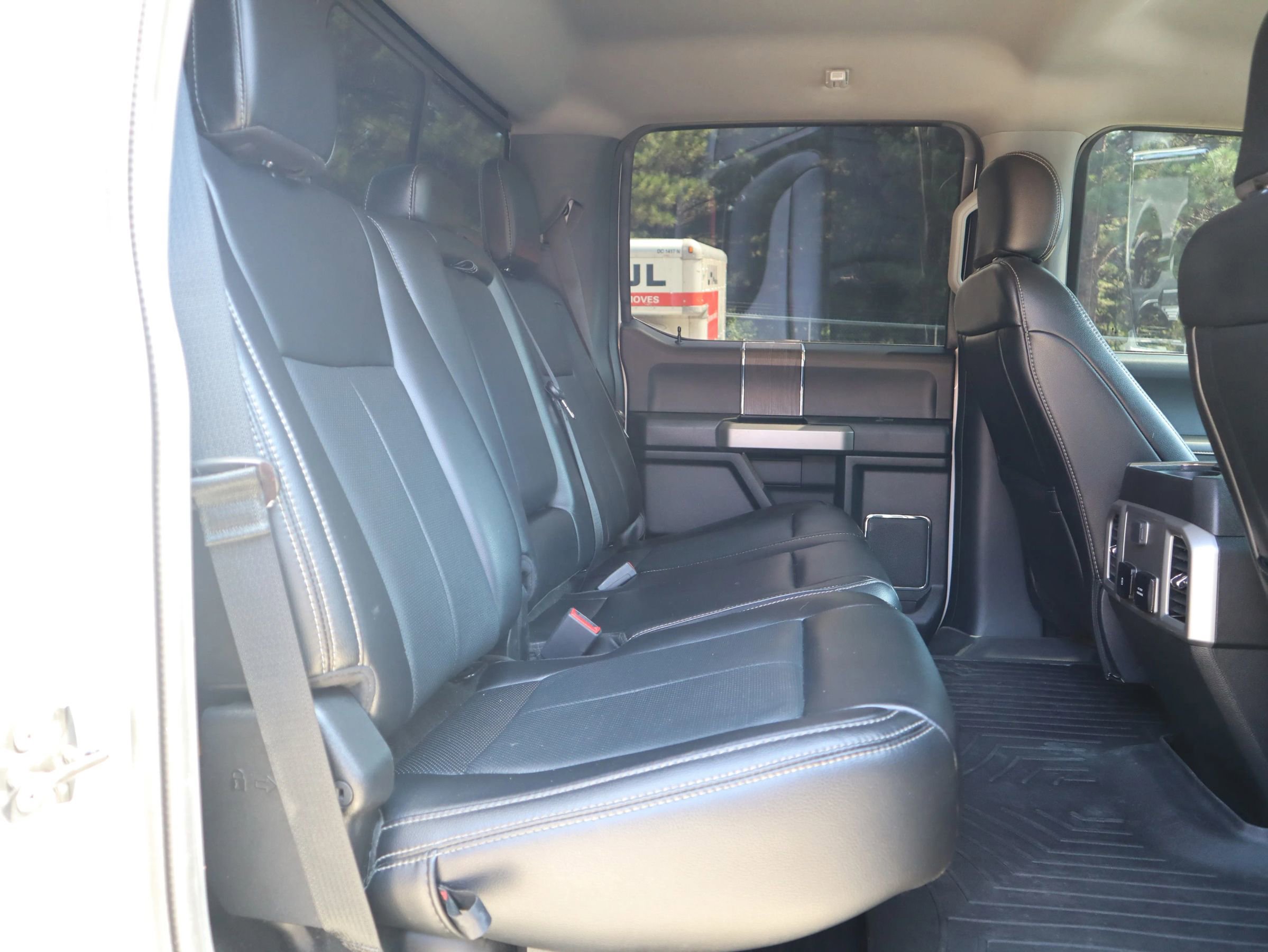 Used 2021 Ford F350 Lariat w/ Lariat Ultimate Package image 32