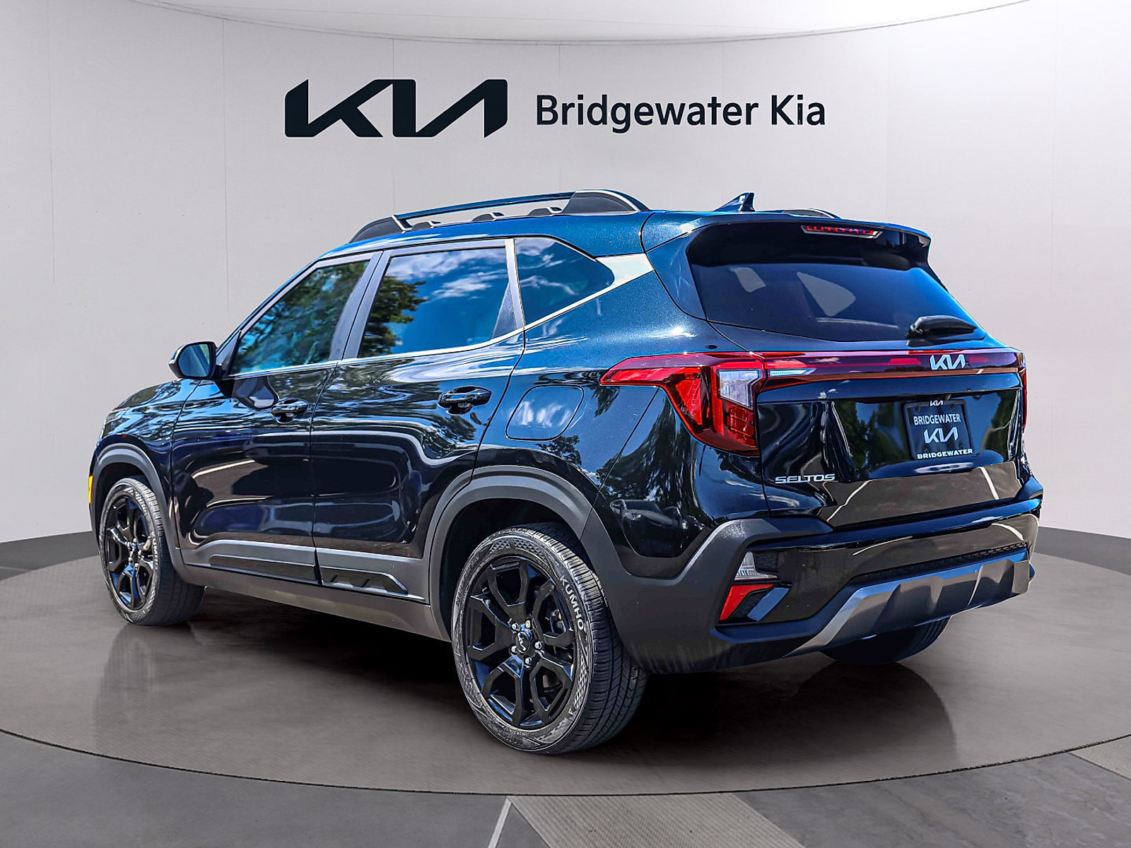 Certified 2024 Kia Seltos X-Line AWD/4WD image 4