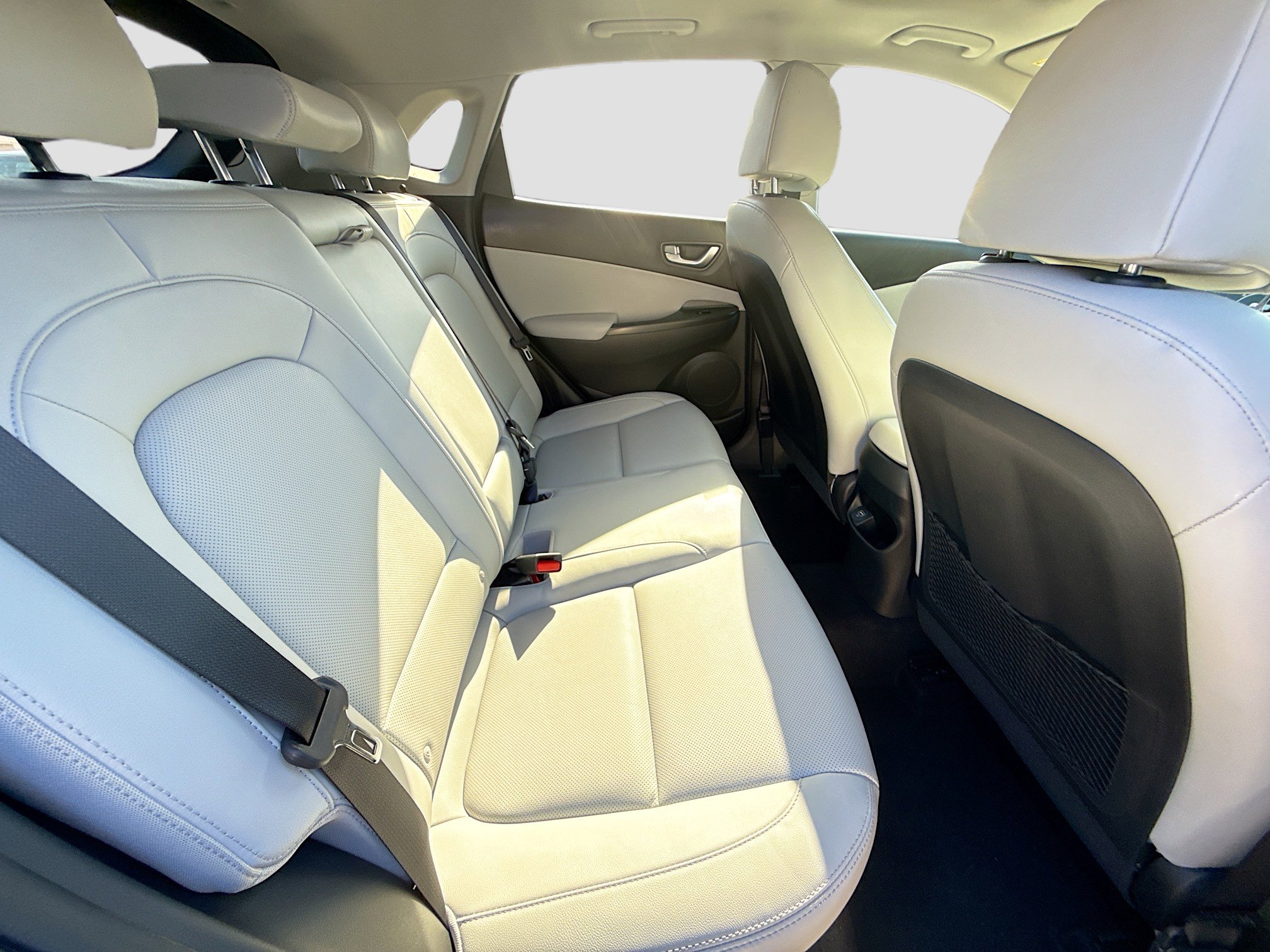 Used 2023 Hyundai Kona Limited w/ Cargo Package image 26