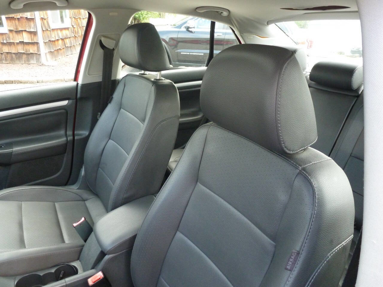 Used 2008 Volkswagen Jetta Wolfsburg Edition FWD image 28