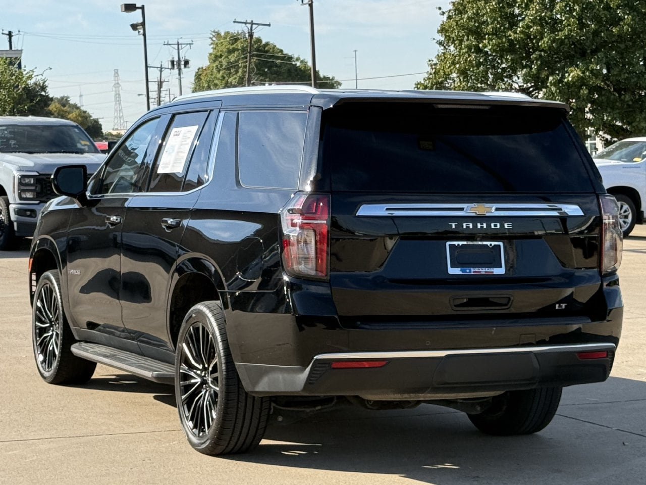 Used 2021 Chevrolet Tahoe LT RWD image 5