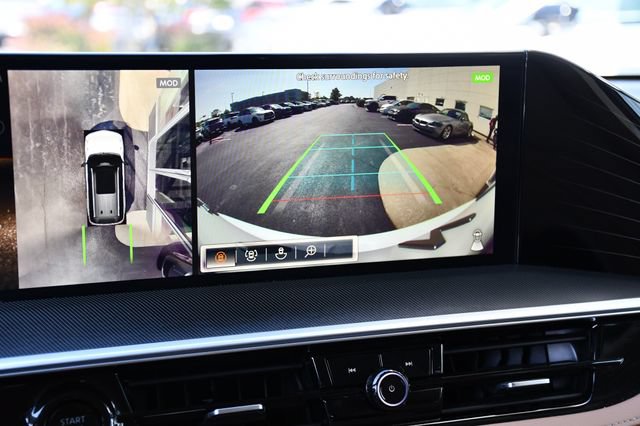 Used 2025 INFINITI QX80 Luxe AWD/4WD image 4