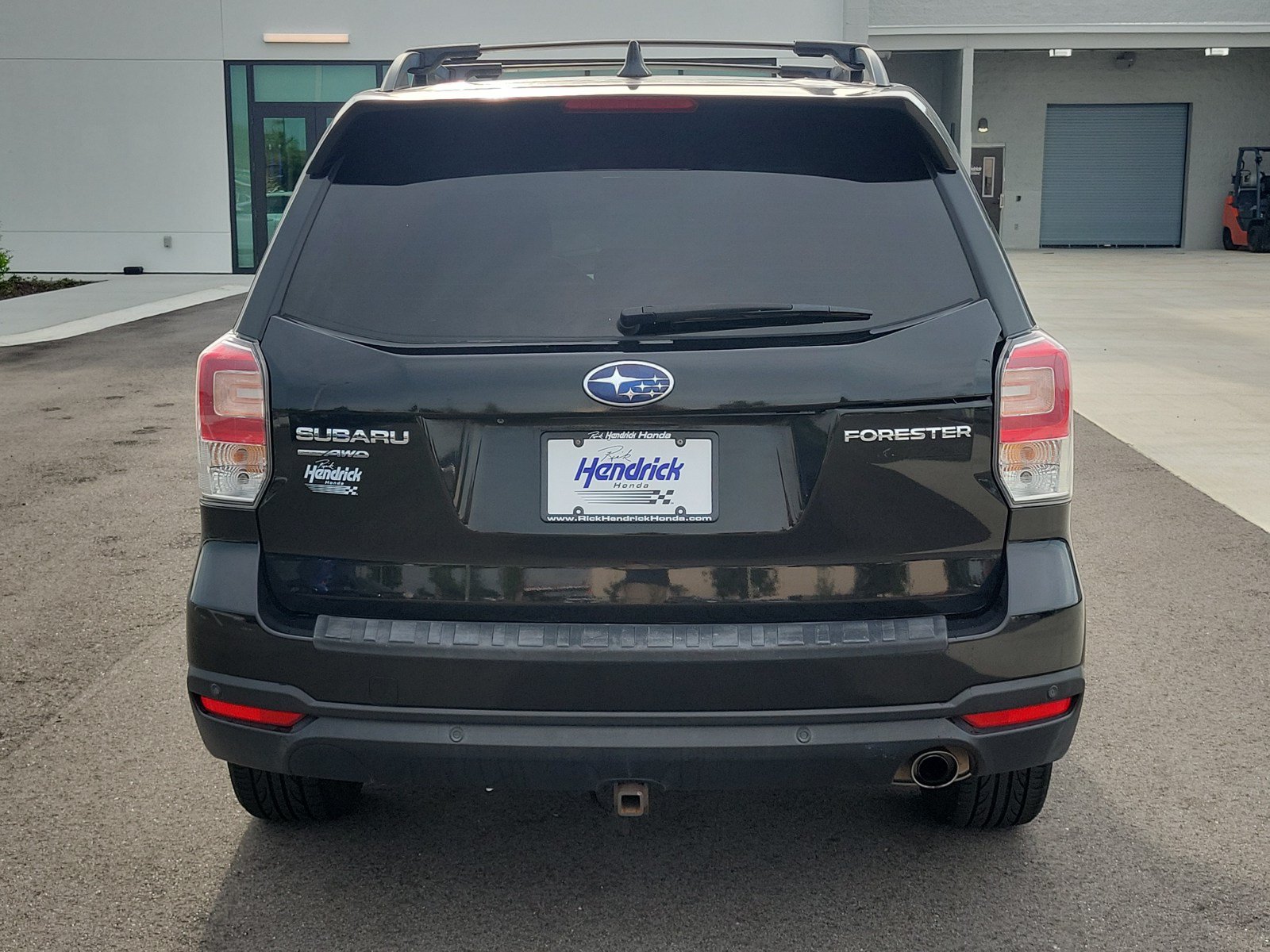 Used 2017 Subaru Forester 2.5i Touring AWD/4WD image 6