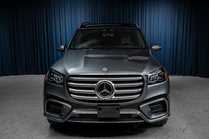 Certified 2025 Mercedes-Benz GLS 450 4MATIC image 2