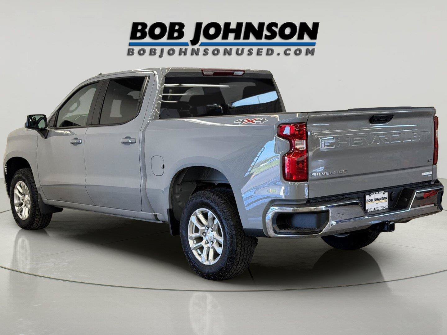 Used 2024 Chevrolet Silverado 1500 LT AWD/4WD image 6