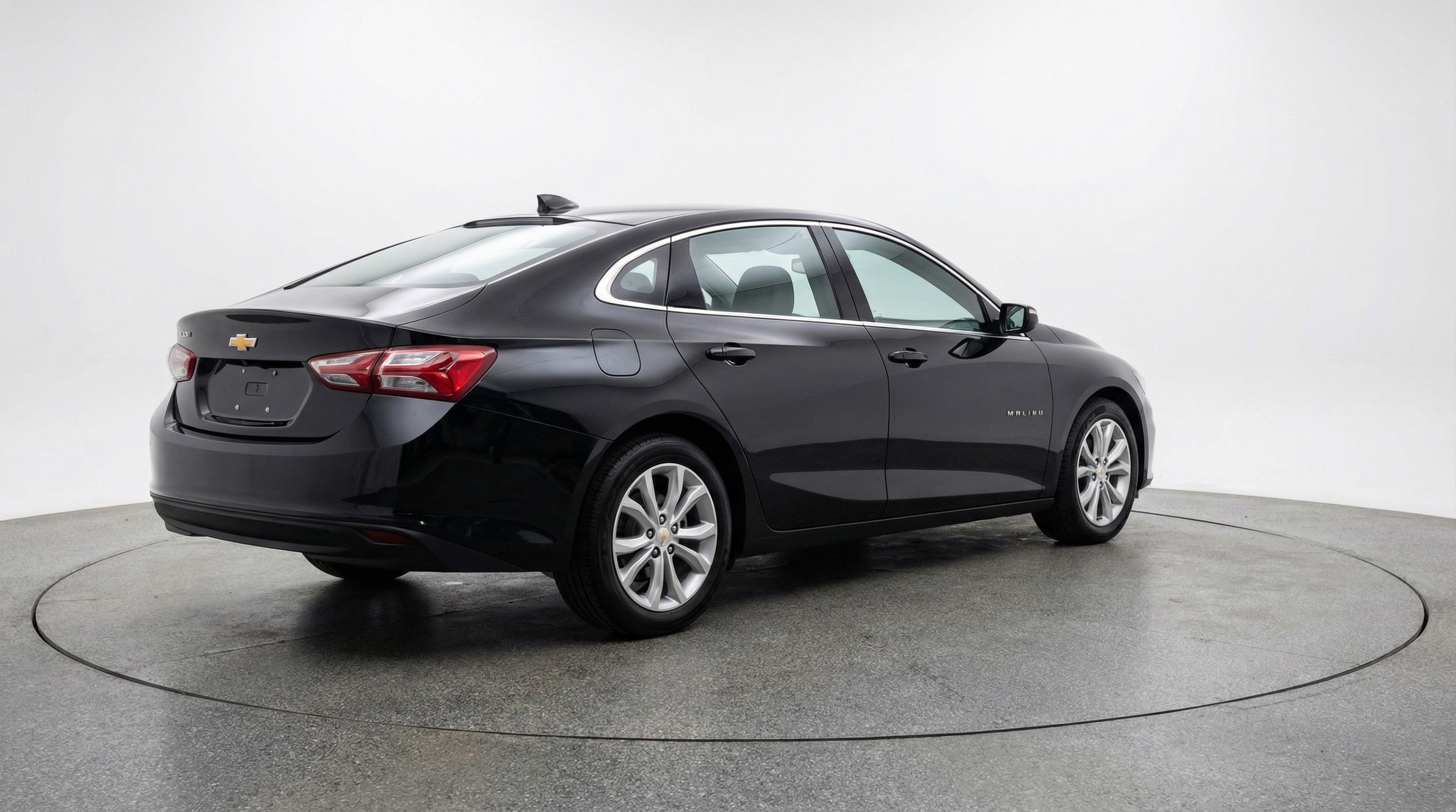 Used 2024 Chevrolet Malibu LT image 9