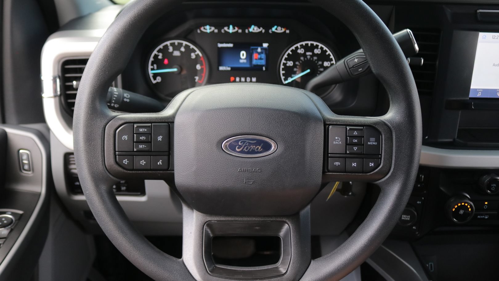 Used 2024 Ford F250 XLT w/ FX4 Off-Road Package AWD/4WD image 18