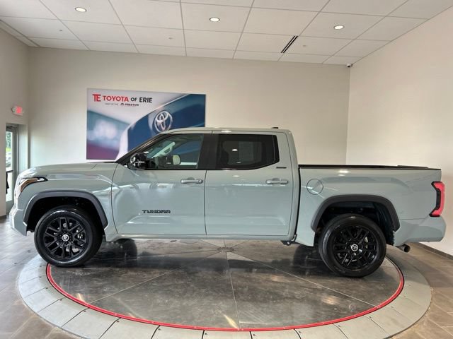Used 2024 Toyota Tundra Limited AWD/4WD image 4