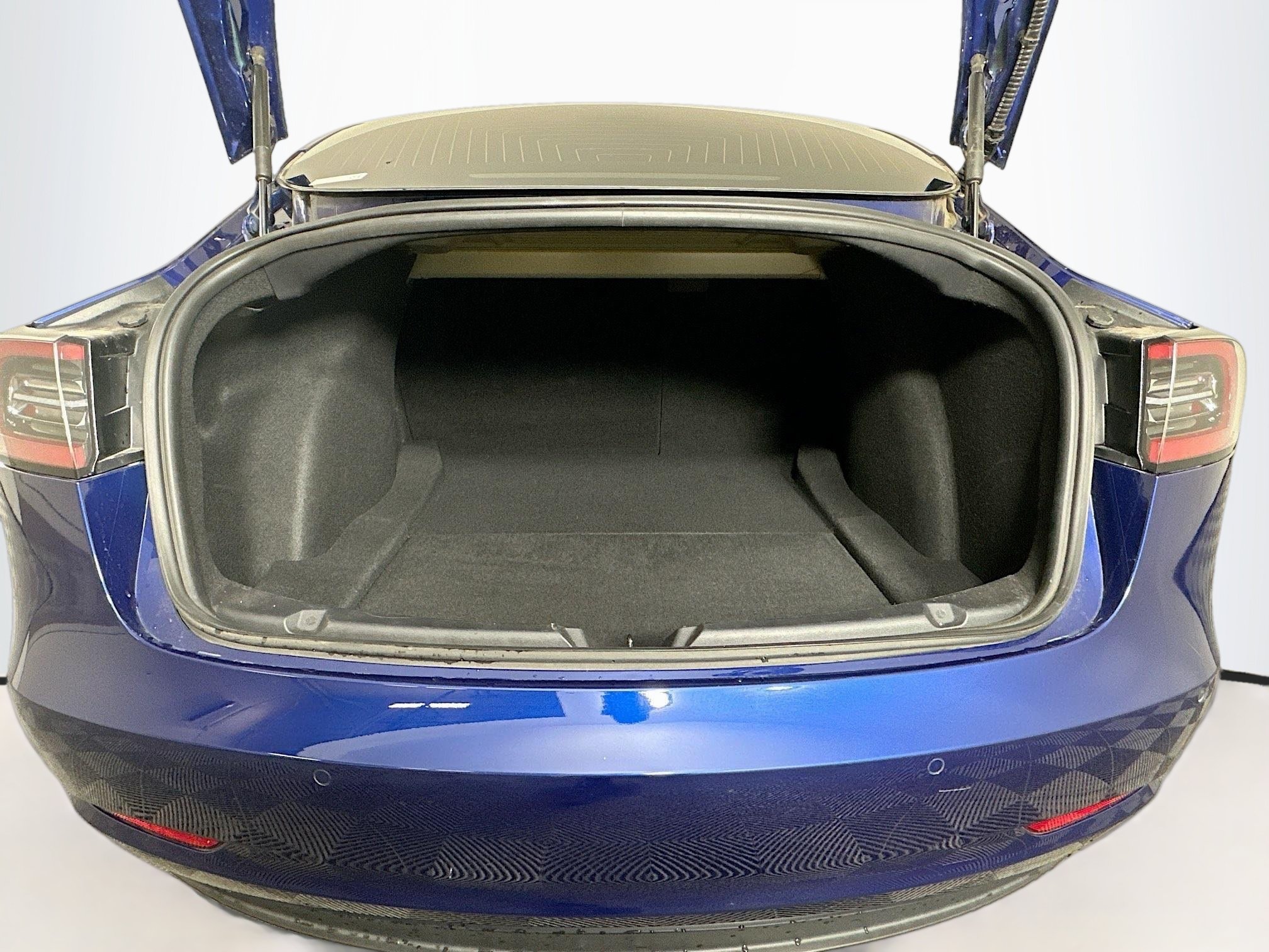 Used 2020 Tesla Model 3 Standard Range Plus RWD image 27