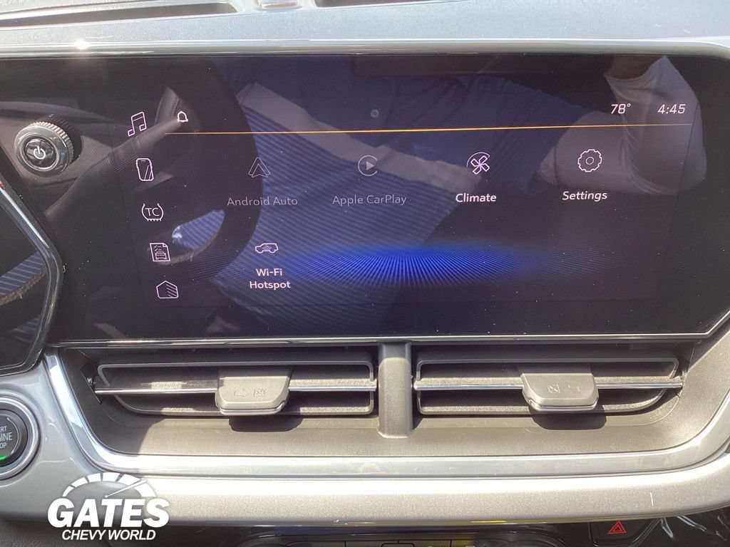 Used 2024 Chevrolet Trax LT w/ Driver Confidence Package FWD image 3