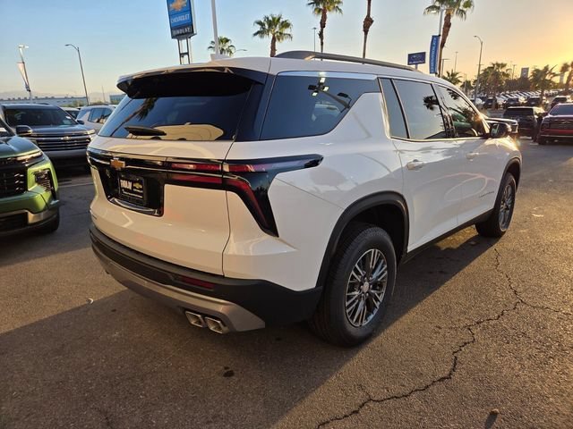 New 2026 Chevrolet Traverse LT w/ Driver Confidence Package FWD image 4