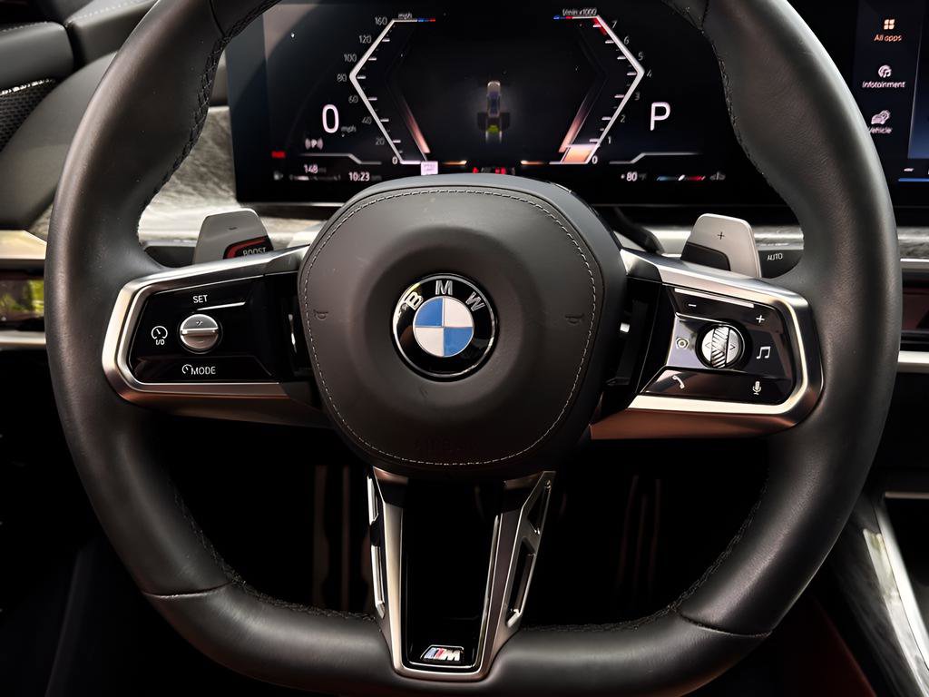 Used 2024 BMW 740i w/ Premium Package image 14