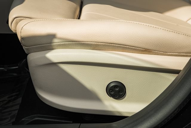 Certified 2023 Mercedes-Benz CLA 250 4MATIC image 33
