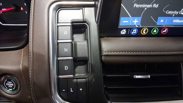 Used 2021 Chevrolet Suburban LT w/ Rear Media and Nav Package image 35