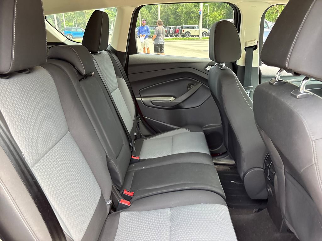 Used 2017 Ford Escape SE FWD image 28