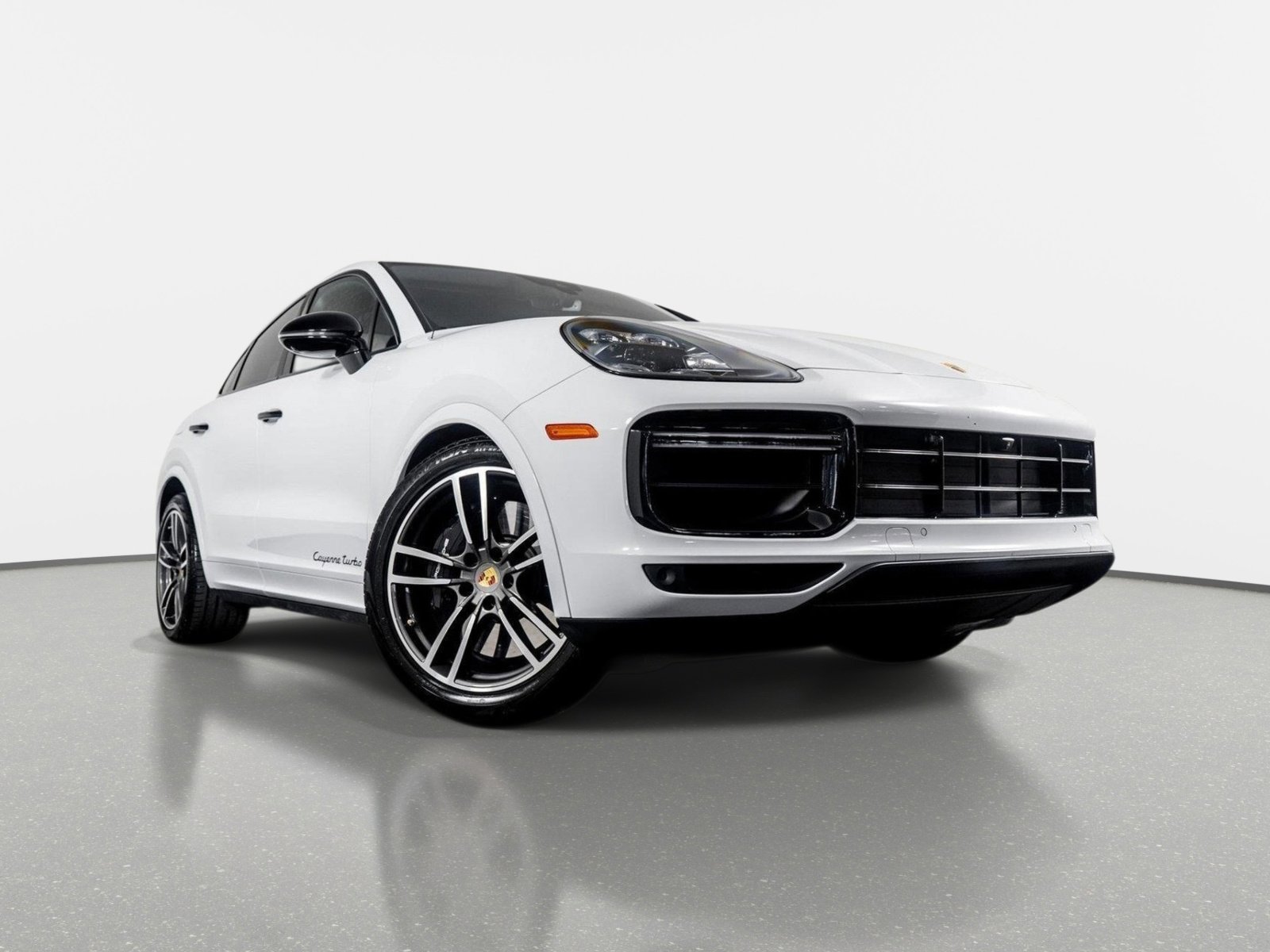 Used 2023 Porsche Cayenne Turbo w/ Premium Package Plus (PI3) AWD/4WD image 4