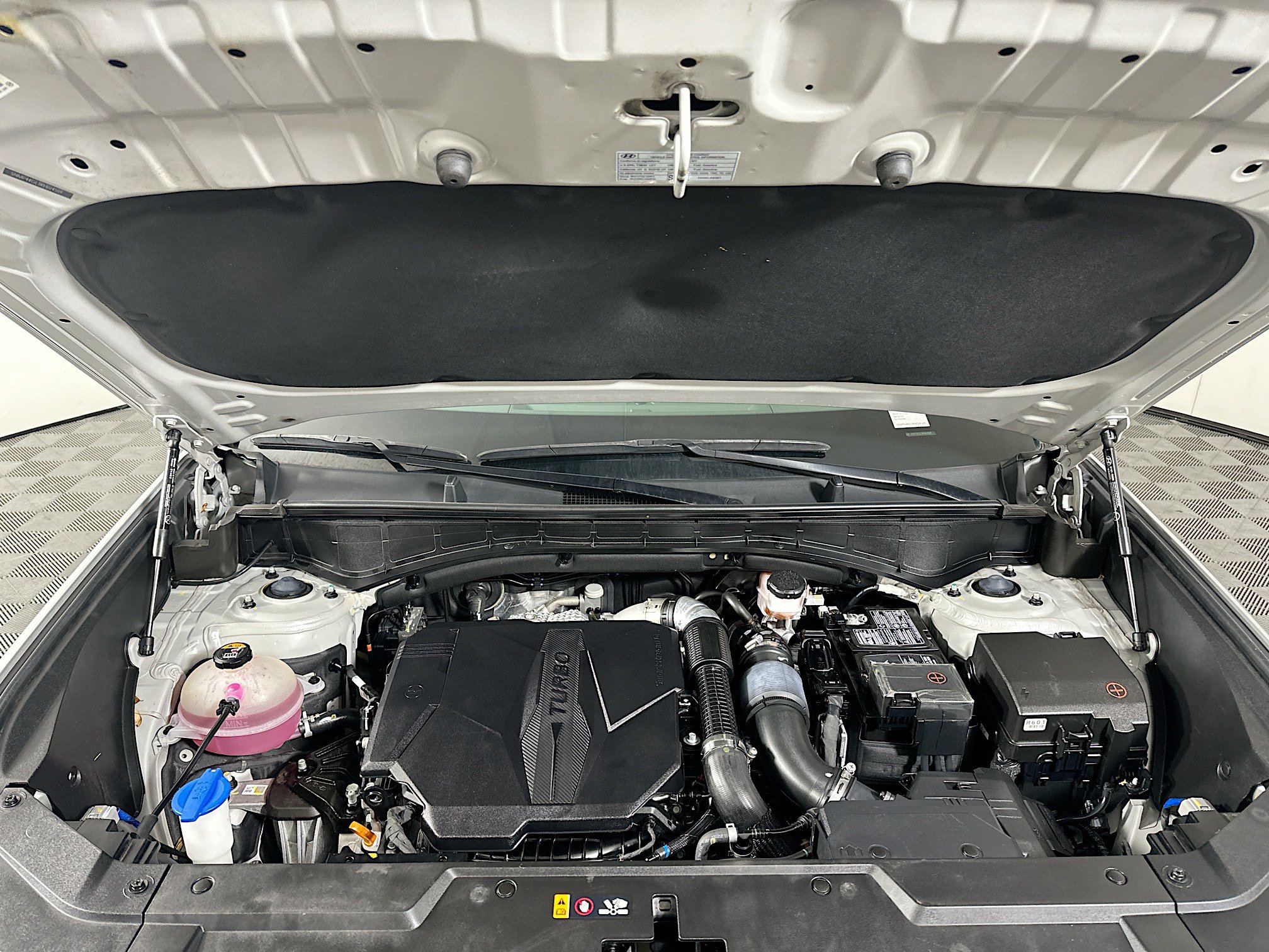 Used 2024 Hyundai Santa Fe Limited image 37