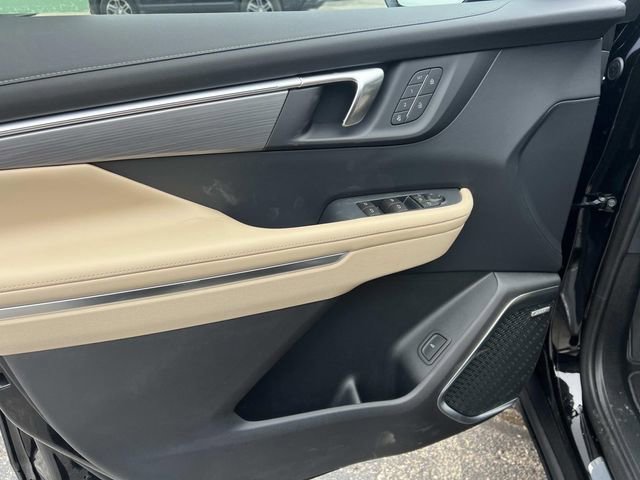 New 2026 Buick Enclave Preferred w/ Power Package image 14