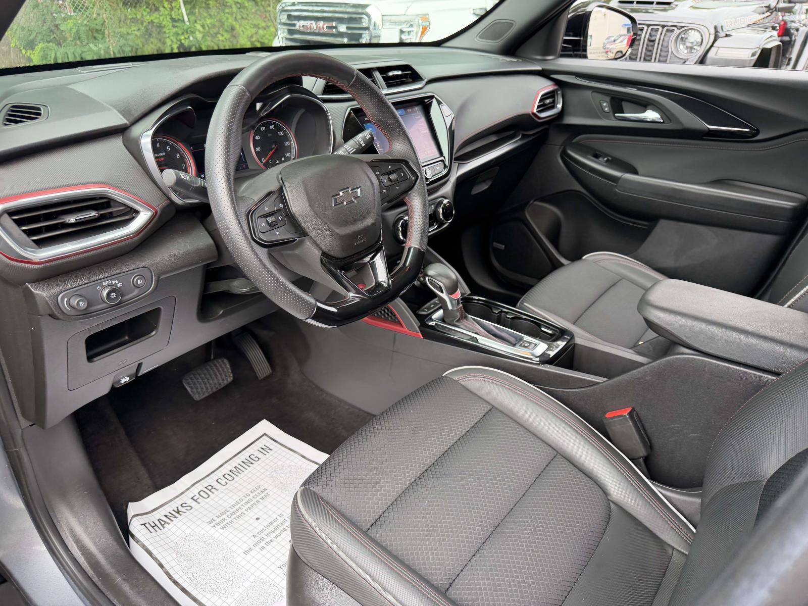 Used 2021 Chevrolet TrailBlazer RS w/ Sun and Liftgate Package AWD/4WD image 12