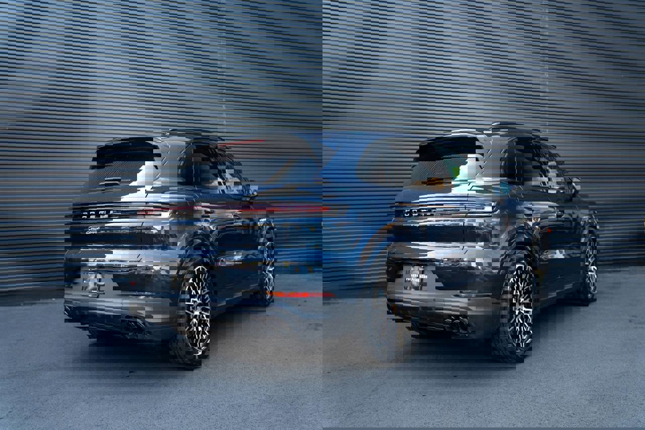 New 2026 Porsche Cayenne E-Hybrid image 12