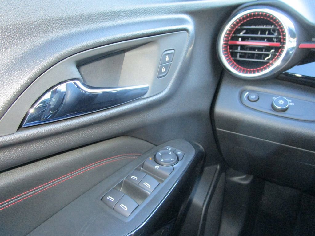 New 2026 Chevrolet Trax RS w/ Sunroof Package image 26