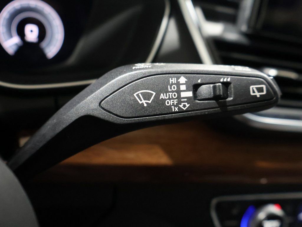 Used 2023 Audi Q5 e Premium image 37