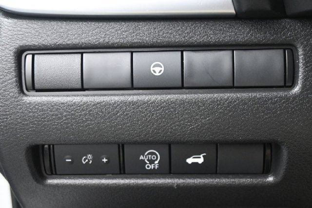 Certified 2024 Nissan Rogue SV AWD/4WD image 22