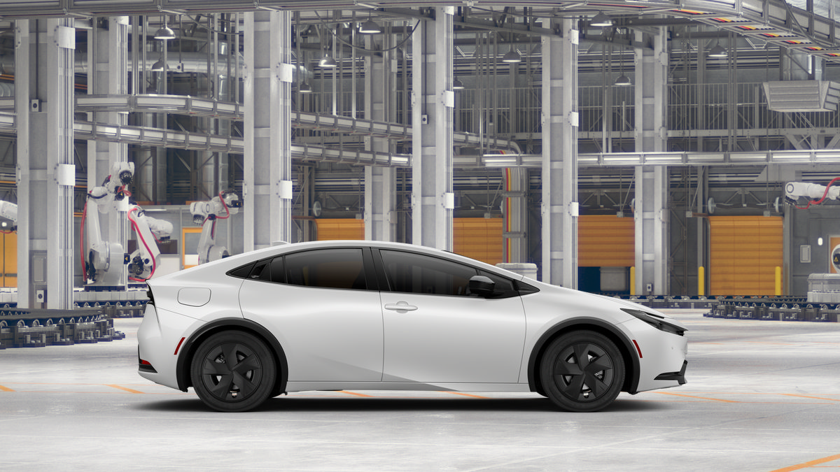 New 2027 Toyota Prius Plug-In Hybrid FWD image 14