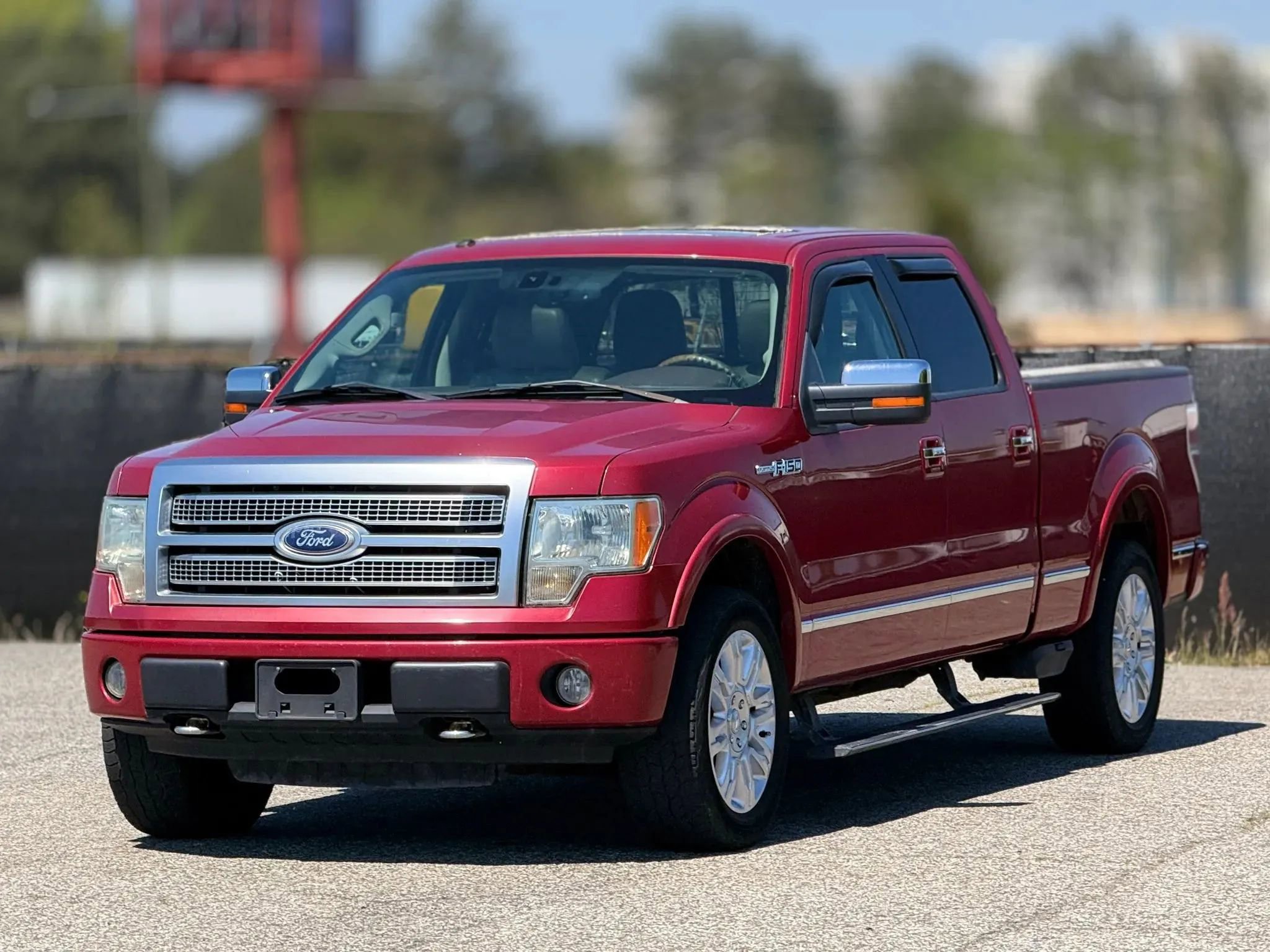 Used 2010 Ford F150 Platinum image 6