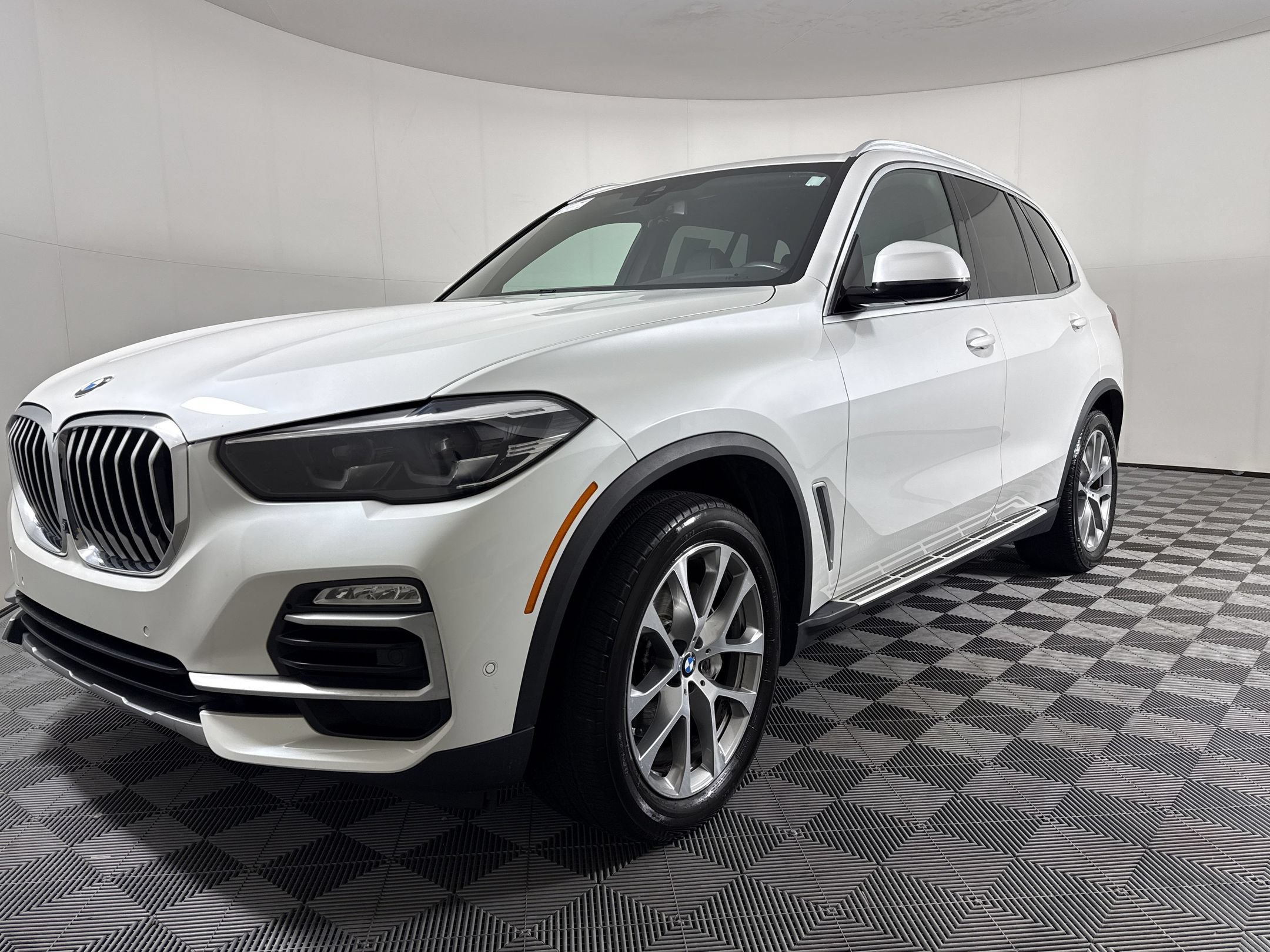 Used 2020 BMW X5 xDrive40i w/ Convenience Package