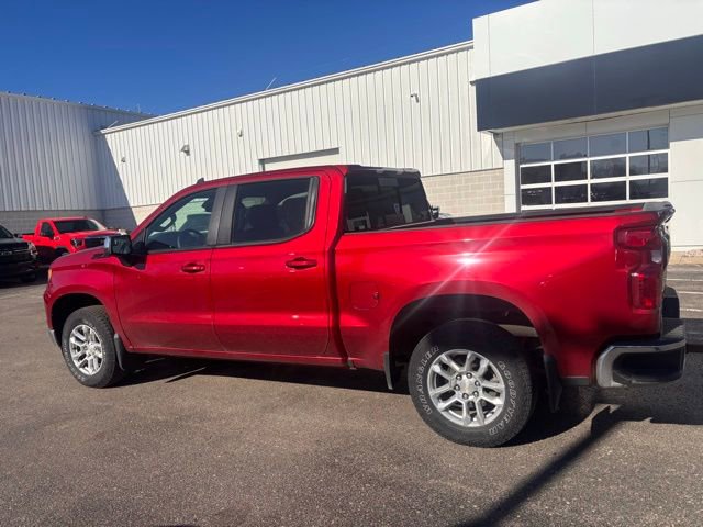 Used 2024 Chevrolet Silverado 1500 LT w/ Z71 Off-Road Package AWD/4WD image 9