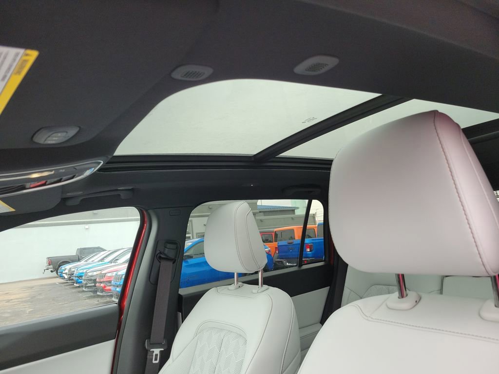 New 2026 Jeep Cherokee Overland image 12