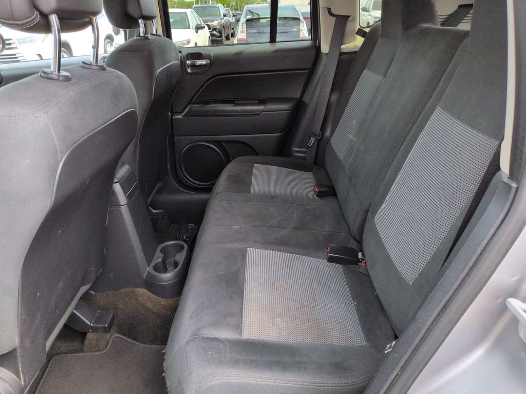 Used 2016 Jeep Compass Sport w/ Power Value Group image 25