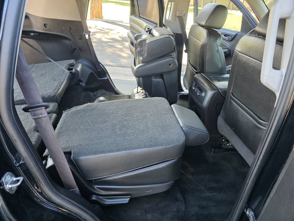 Used 2017 Chevrolet Tahoe Premier AWD/4WD image 29