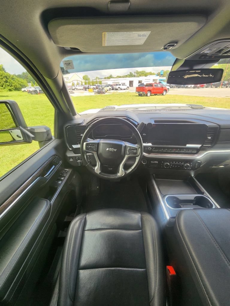 Used 2024 Chevrolet Silverado 2500 LTZ w/ LTZ Plus Package AWD/4WD image 14