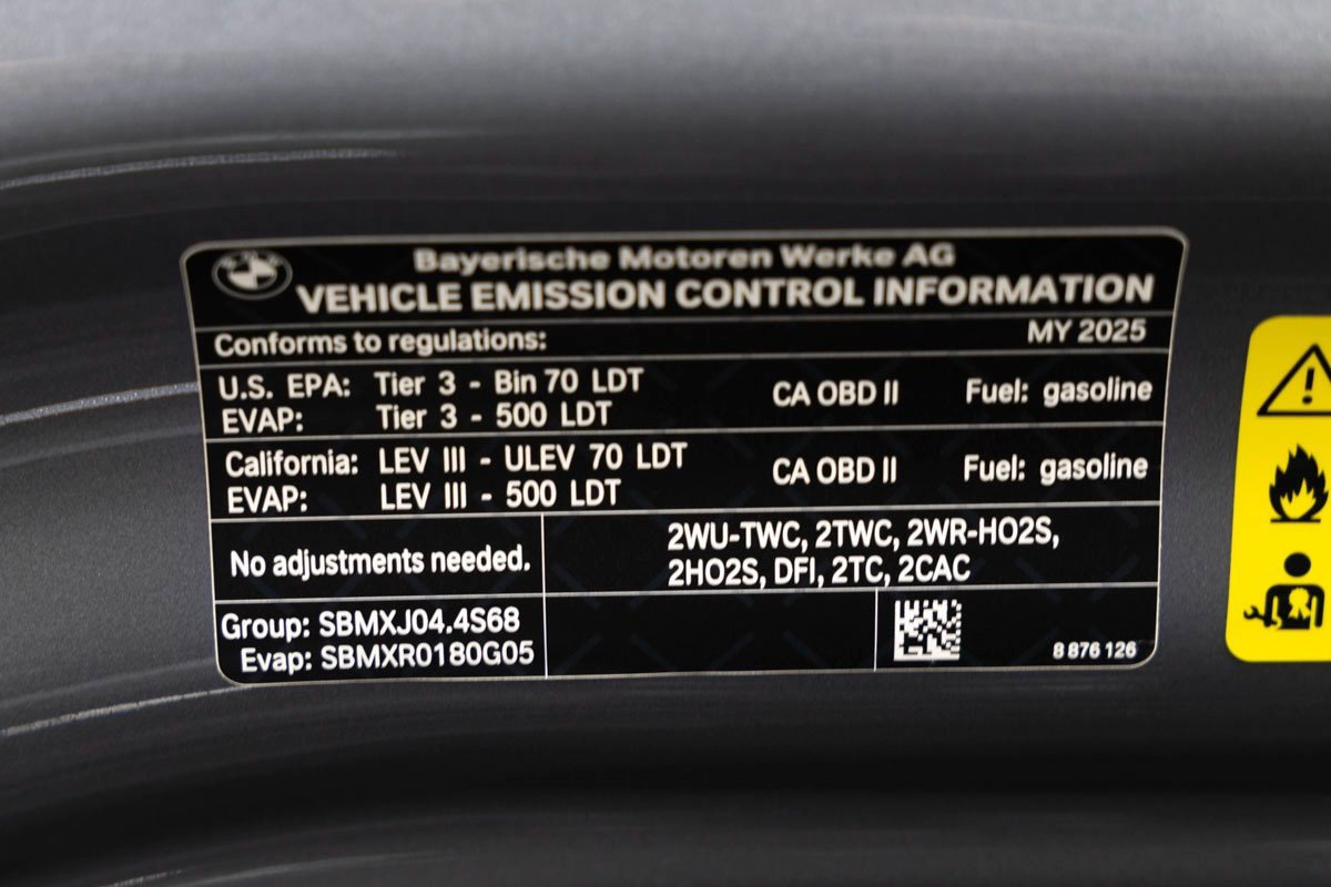 Certified 2025 BMW X7 M60i image 42